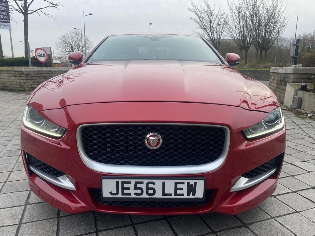 Jaguar XE 2.0d R-Sport Saloon 4dr Diesel Auto Euro 6 (s/s) (180 ps)