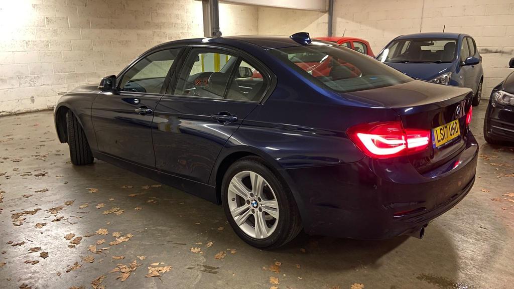 BMW 3 Series 1.5 318i Sport Saloon 4dr Petrol Auto Euro 6 (s/s) (136 ps)