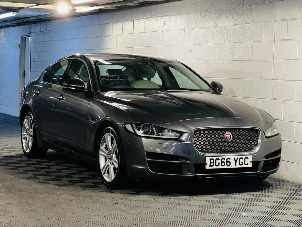 Jaguar XE 2.0d Portfolio Saloon 4dr Diesel Auto Euro 6 (s/s) (180 ps)