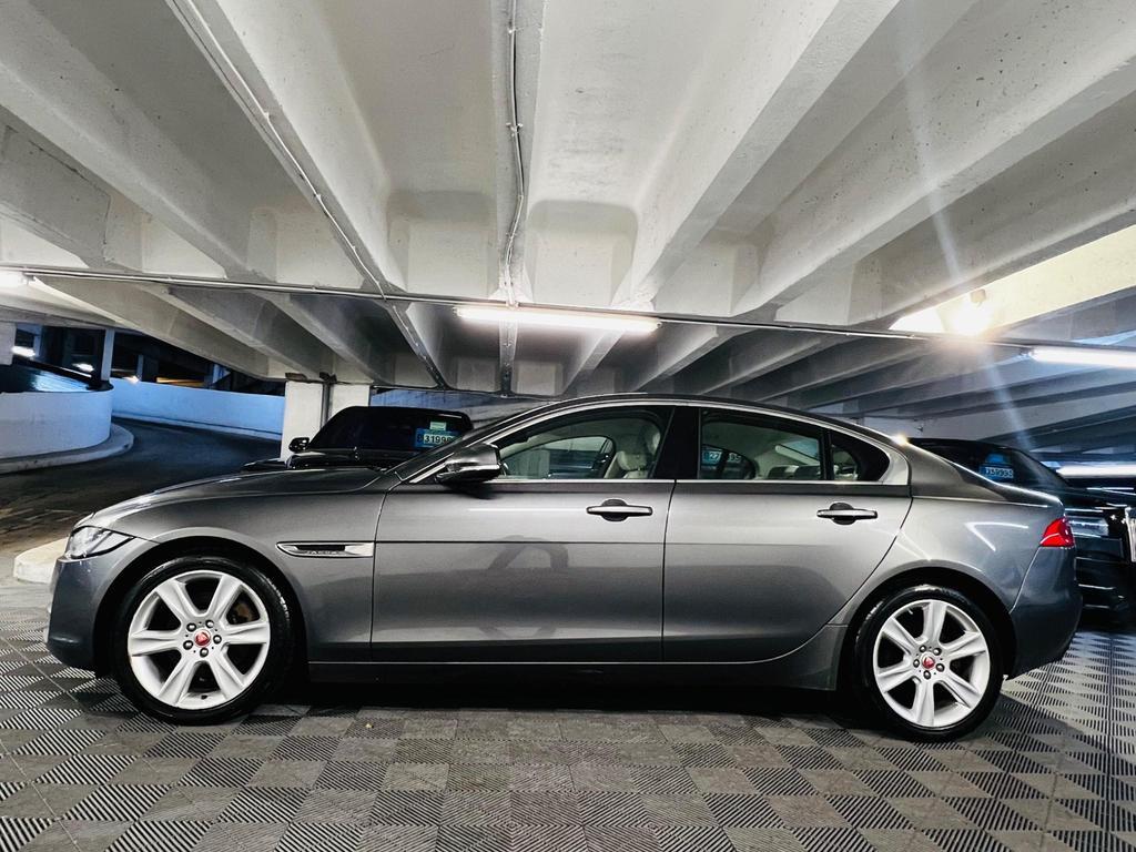 Jaguar XE 2.0d Portfolio Saloon 4dr Diesel Auto Euro 6 (s/s) (180 ps)