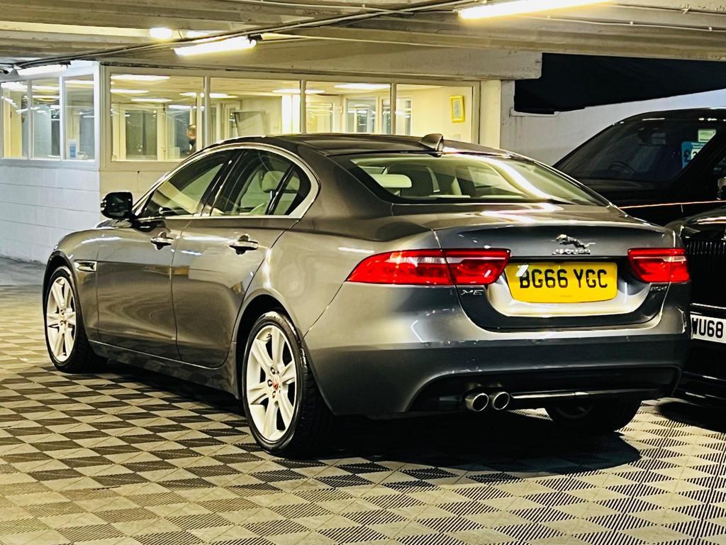 Jaguar XE 2.0d Portfolio Saloon 4dr Diesel Auto Euro 6 (s/s) (180 ps)