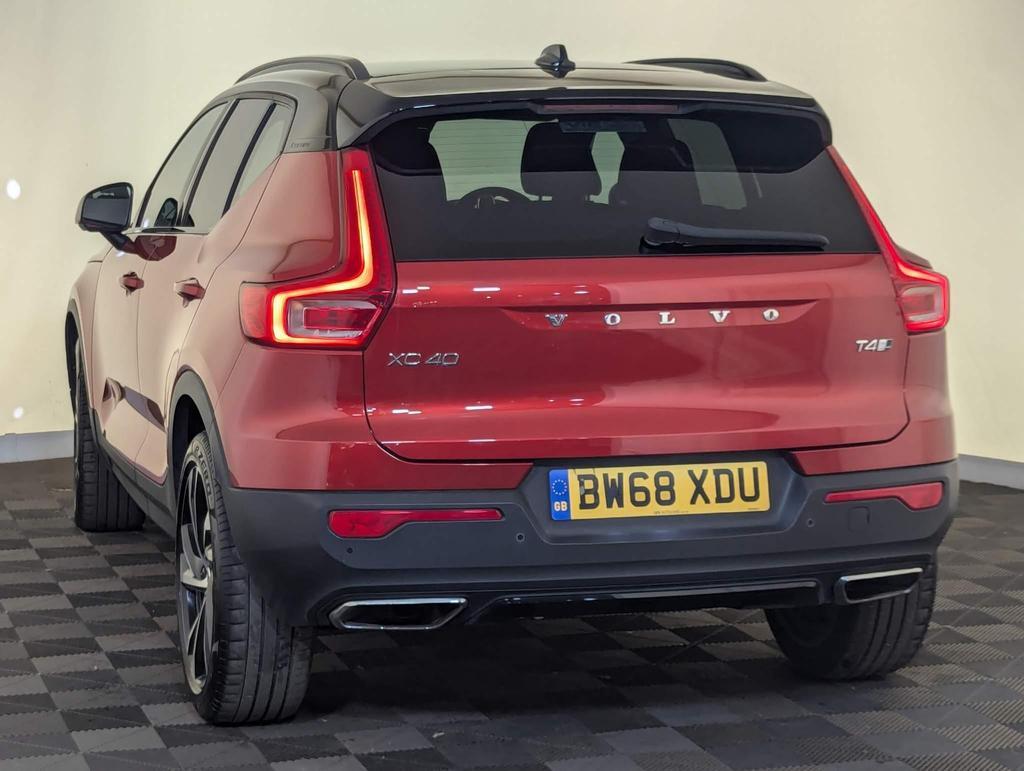 Volvo XC40 2.0 T4 R-Design Pro SUV 5dr Petrol Auto AWD Euro 6 (s/s) (190 ps)