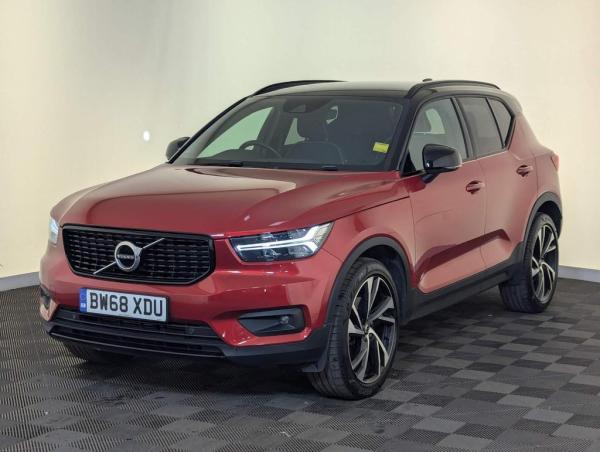 Volvo XC40 2.0 T4 R-Design Pro SUV 5dr Petrol Auto AWD Euro 6 (s/s) (190 ps)